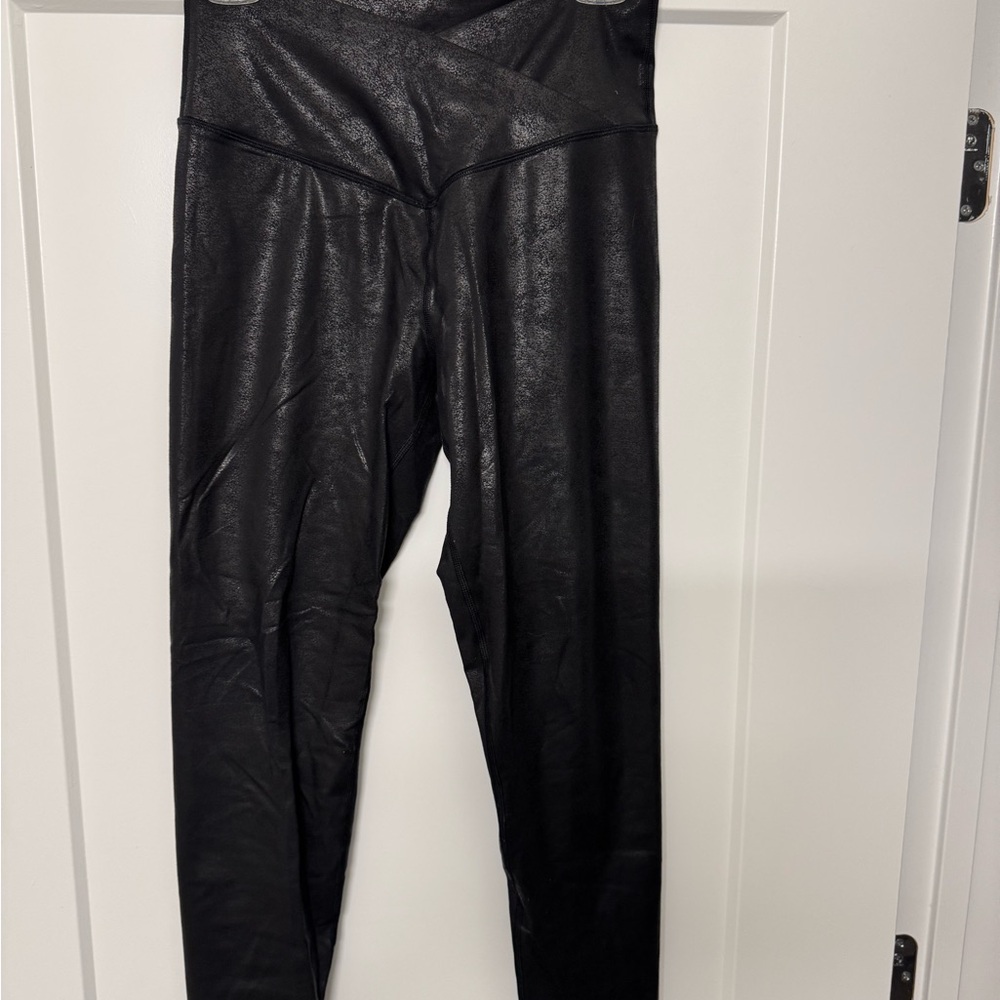 Aerie Shimmering Black Leggings